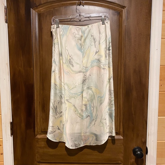 Habitual 2pc Cami & Skirt - Picture 10 of 16